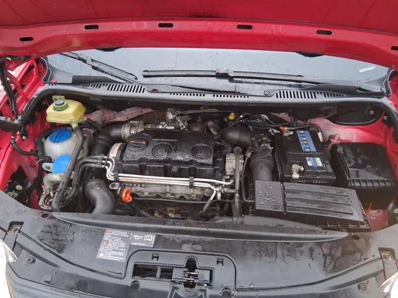 VW Caddy 1.9 TDI 105 кс.5 места , снимка 12 - Автомобили и джипове - 53214586