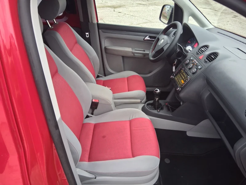 VW Caddy 1.9 TDI 105 кс.5 места , снимка 7 - Автомобили и джипове - 53214586