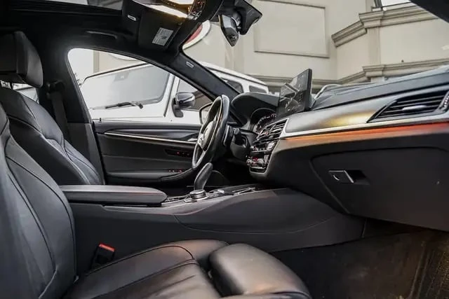 BMW 550 * XDRIVE* CARFAX* ������* 360* �����* ��������*  | Mobile.bg � ����������� 13