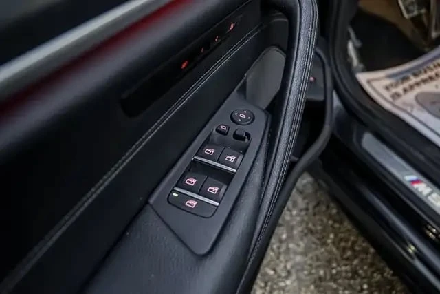 BMW 550 * XDRIVE* CARFAX* ������* 360* �����* ��������*  | Mobile.bg � ����������� 10