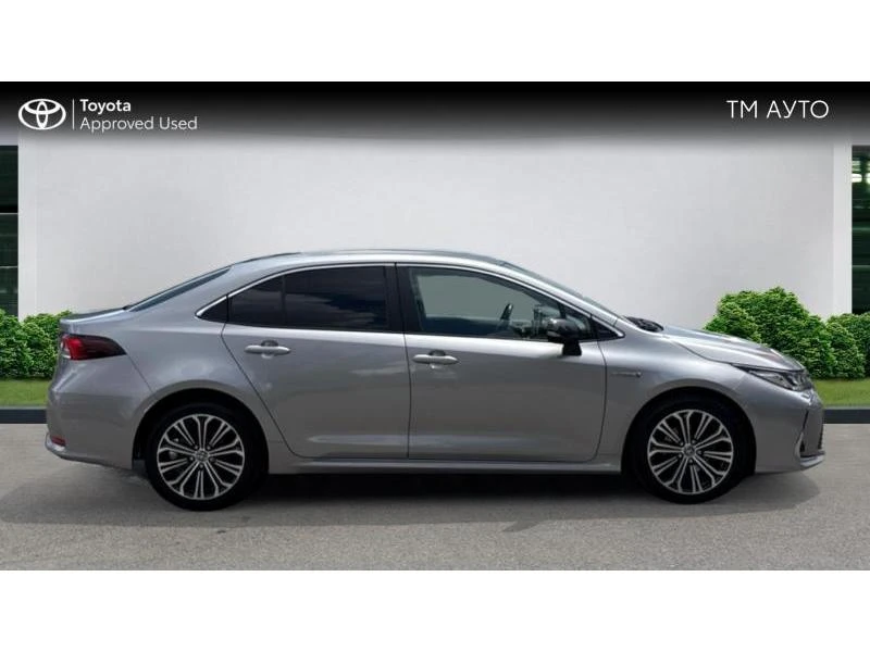 Toyota Corolla SDN 1.8HSD EXECUTIVE PLUS, снимка 17 - Автомобили и джипове - 55022621