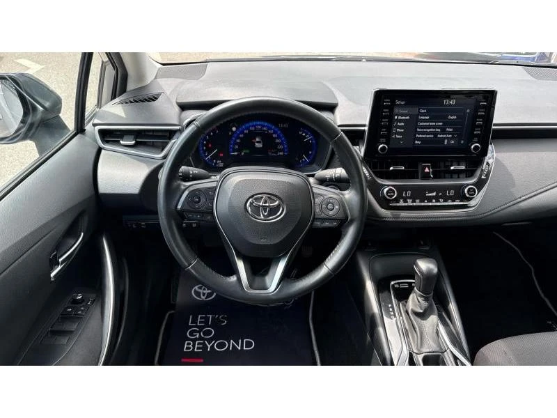 Toyota Corolla SDN 1.8HSD EXECUTIVE PLUS, снимка 9 - Автомобили и джипове - 55022621