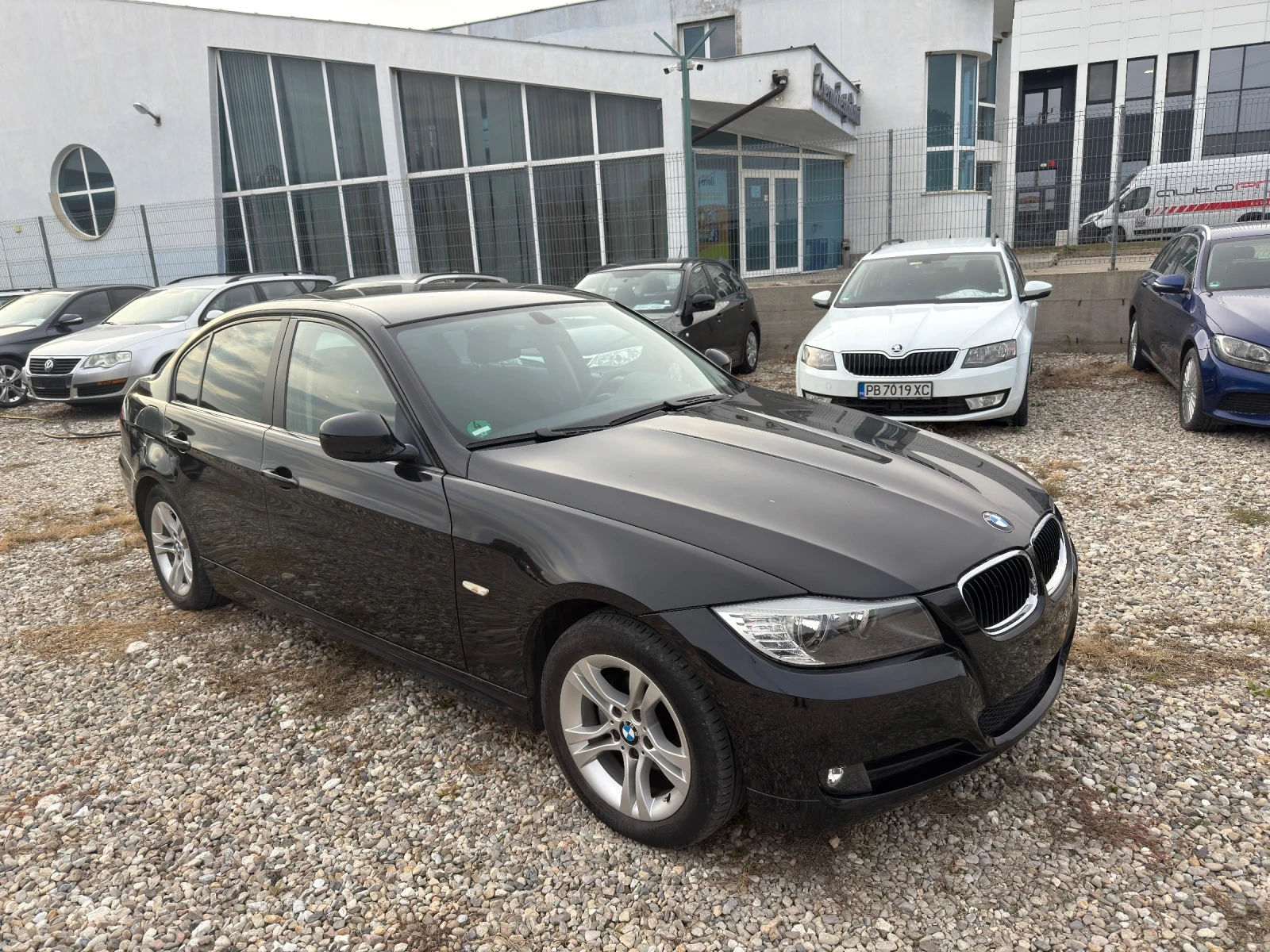 BMW 318 1.8 i, снимка 1