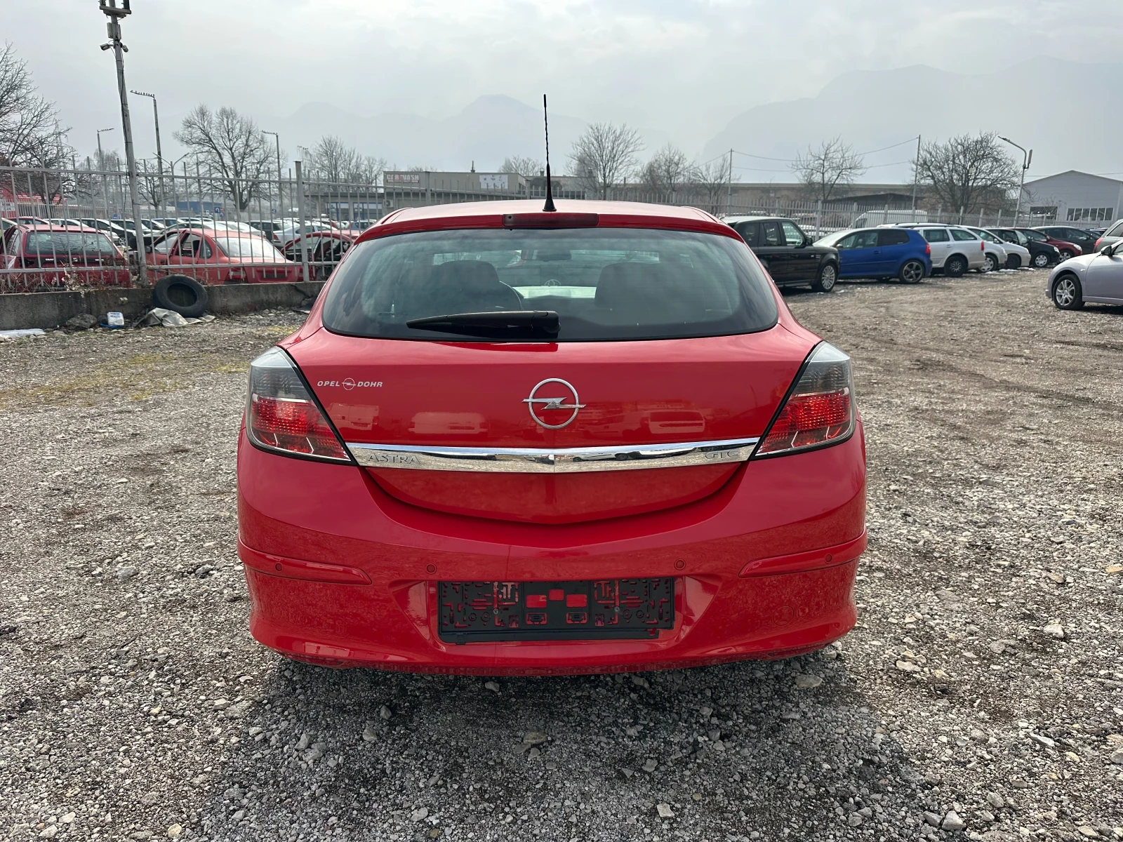 Opel Astra 1.4i 90kc GTC - изображение 4