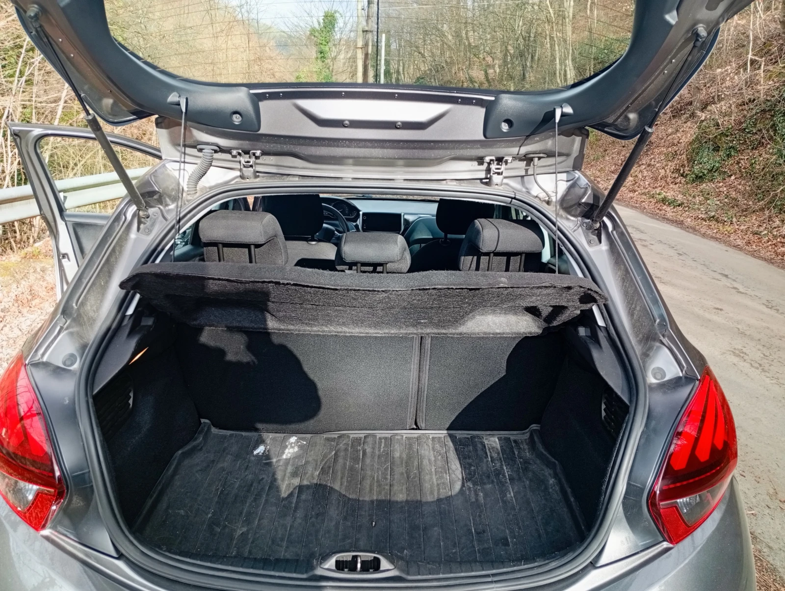 Peugeot 208 1.6 HDI | Mobile.bg � ����������� 8