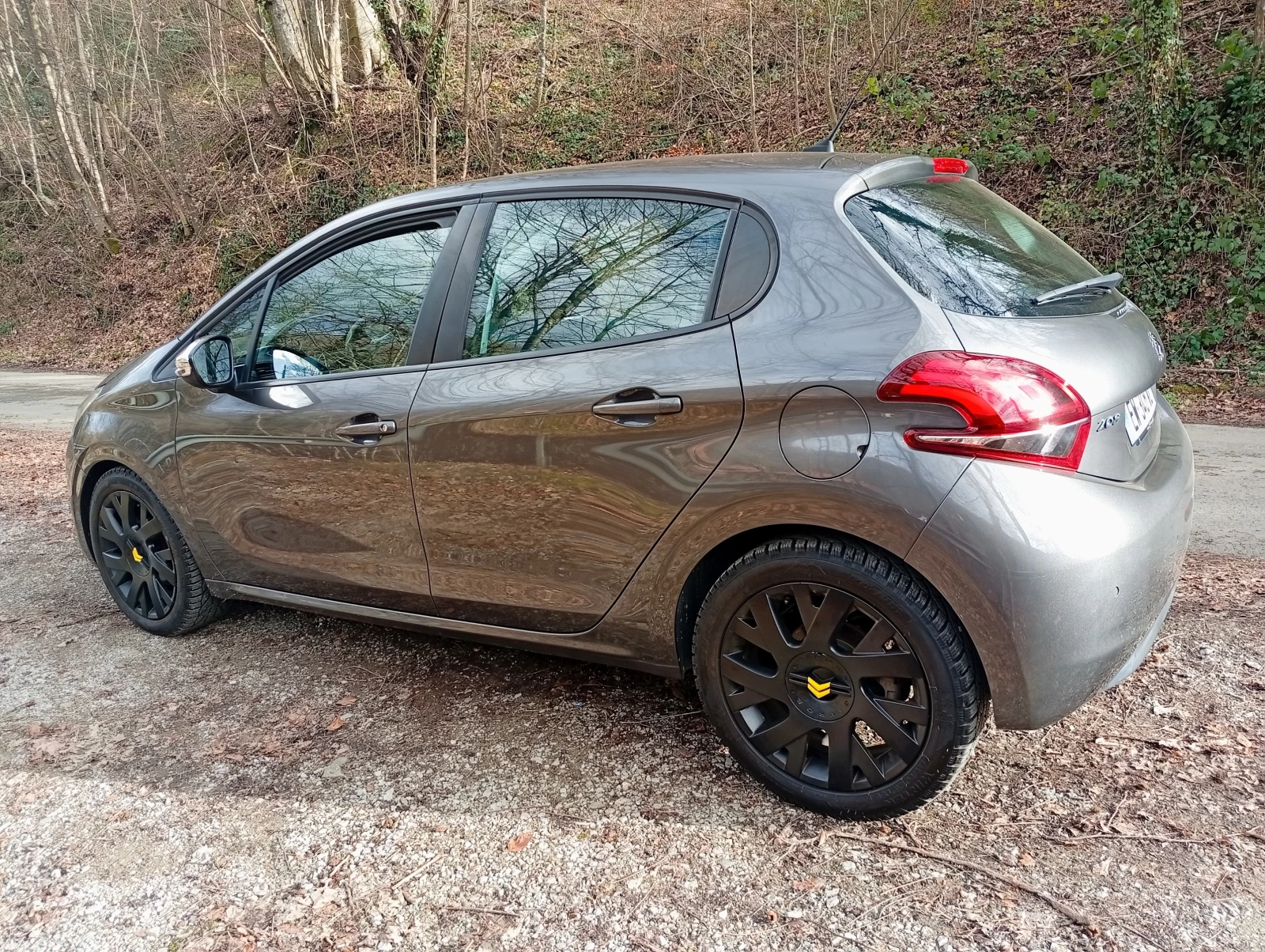 Peugeot 208 1.6 HDI | Mobile.bg � ����������� 3