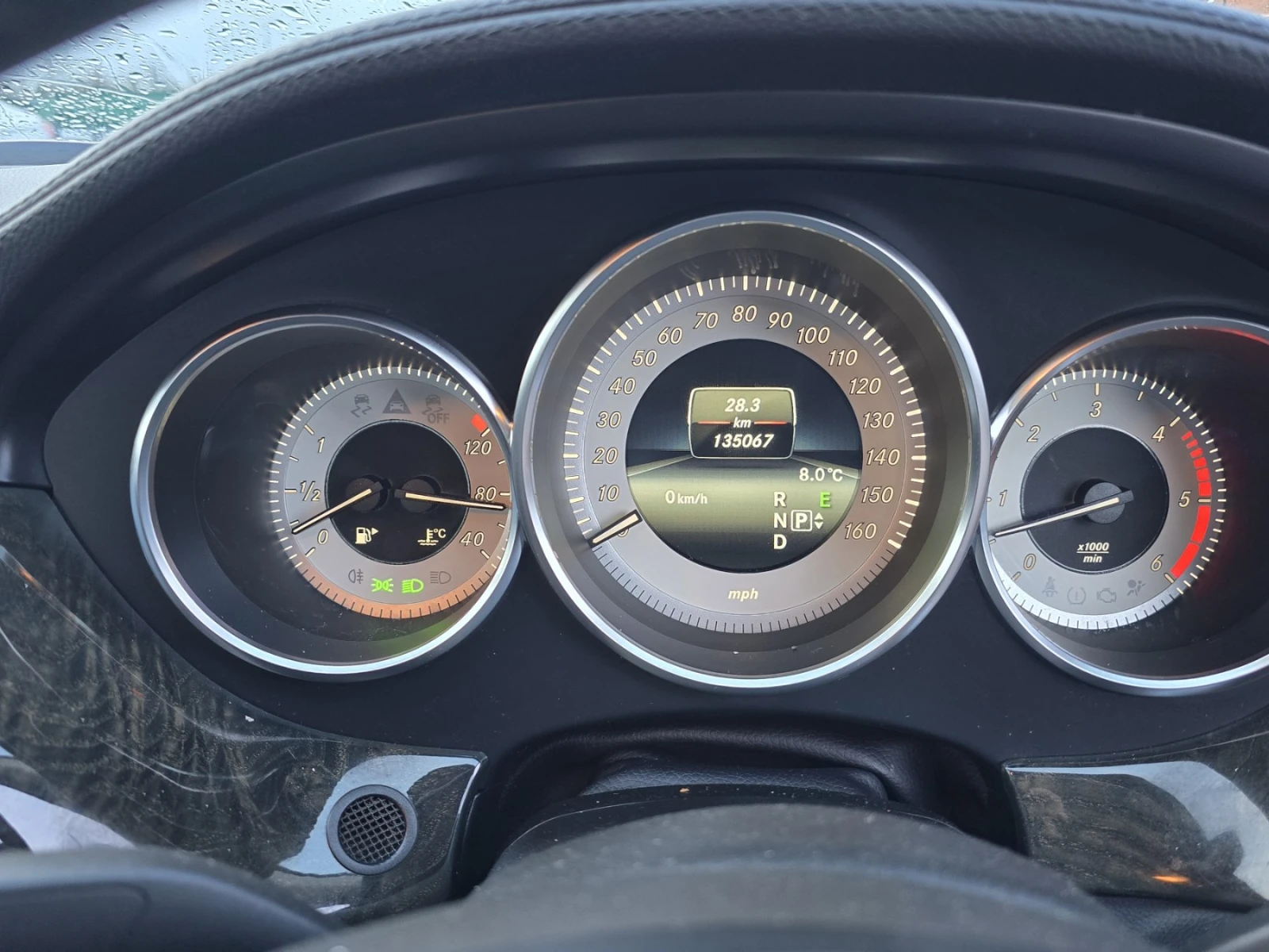 Mercedes-Benz CLS 350 W218 - изображение 9