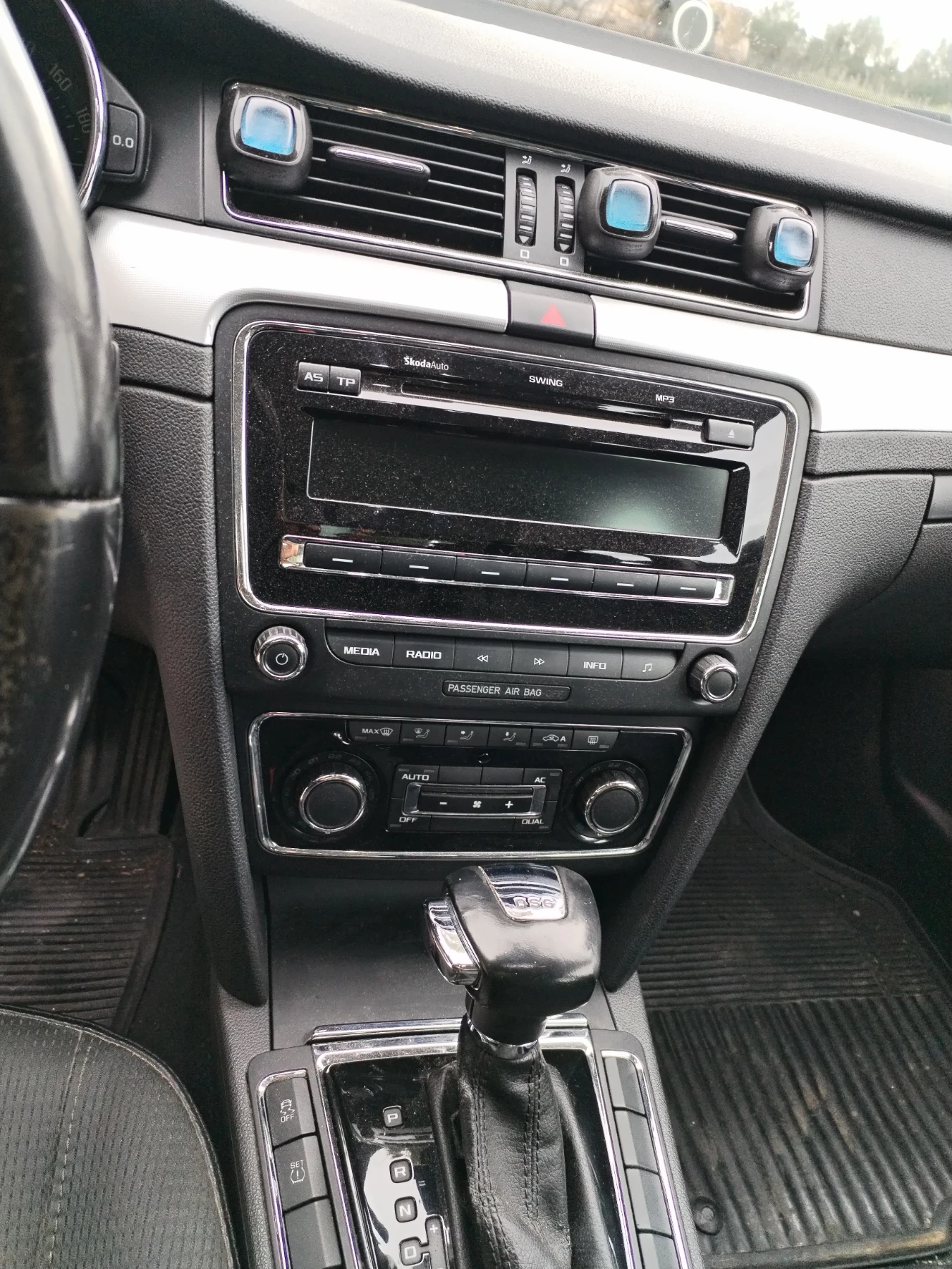 Skoda Superb, снимка 11 - Автомобили и джипове - 53424311