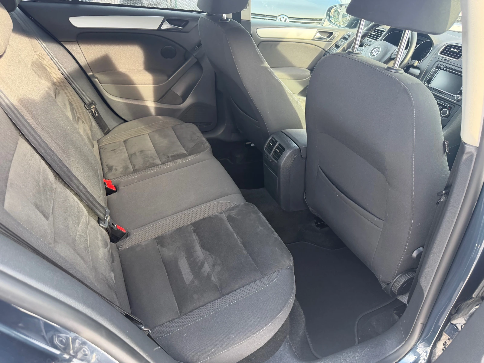 VW Golf 2.0TDI 140kc 6ck HIGHLINE | Mobile.bg � ����������� 12