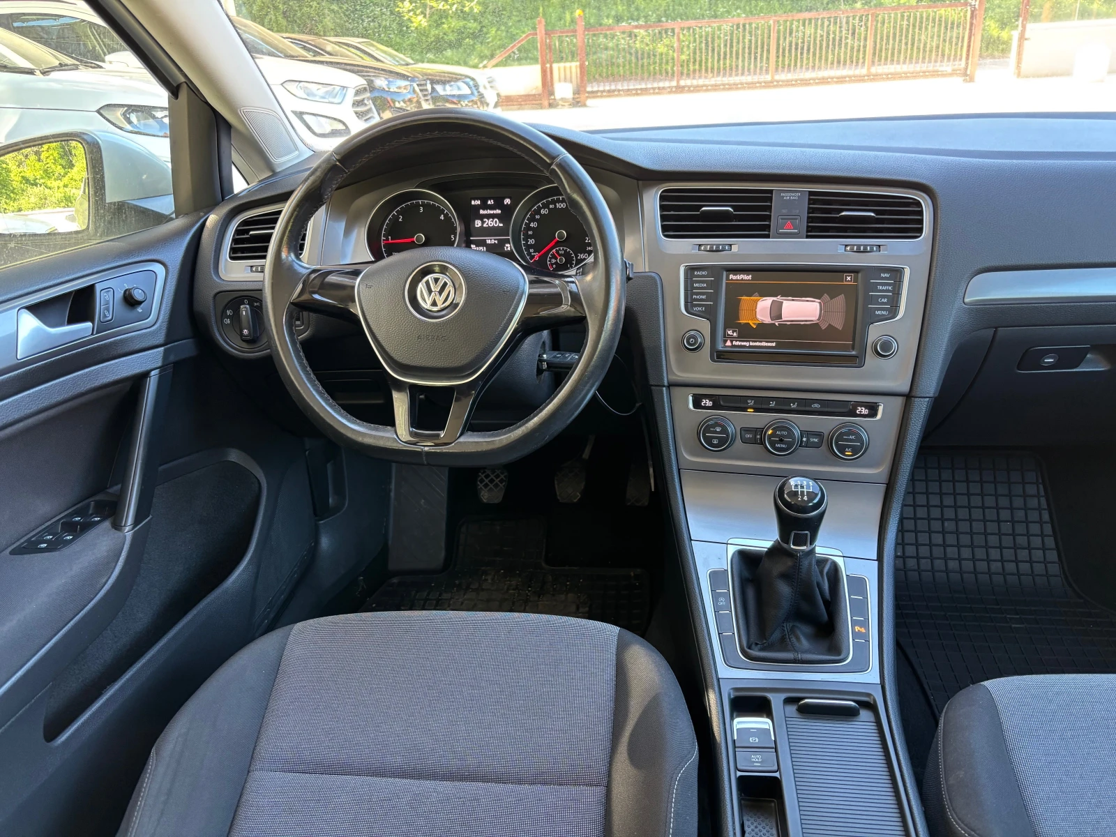 VW Golf 110к.183х.км.Евро 6, снимка 11 - Автомобили и джипове - 53656101