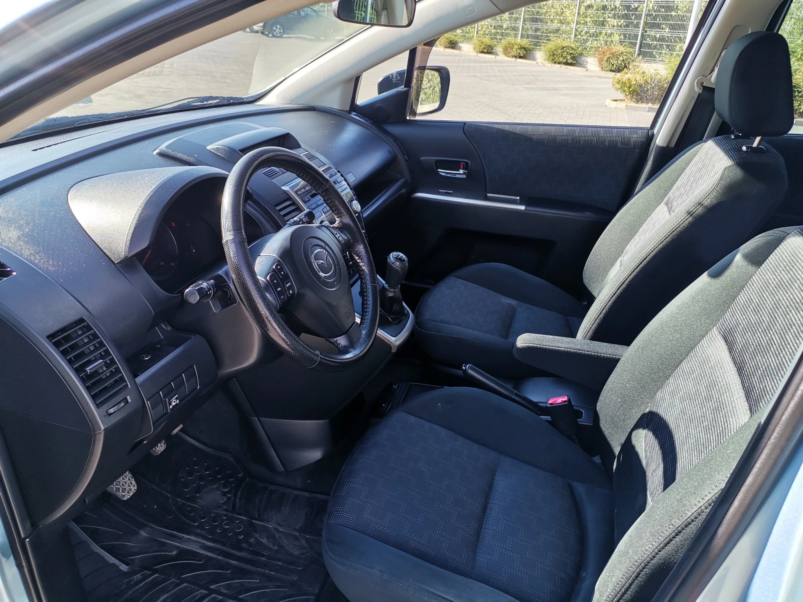 Mazda 5 2.0i 143hp газ/бензин, снимка 7 - Автомобили и джипове - 53940392