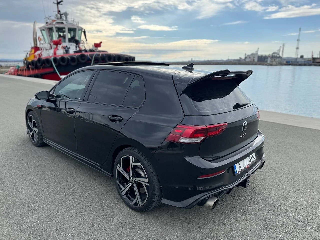 VW Golf GTI, снимка 4 - Автомобили и джипове - 53972248