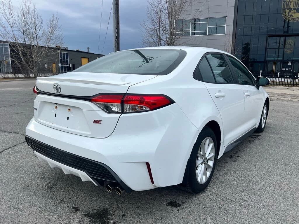 Toyota Corolla SE* FWD* АвтоКредит* (ЦЕНА ДО БГ), снимка 6 - Автомобили и джипове - 54070403