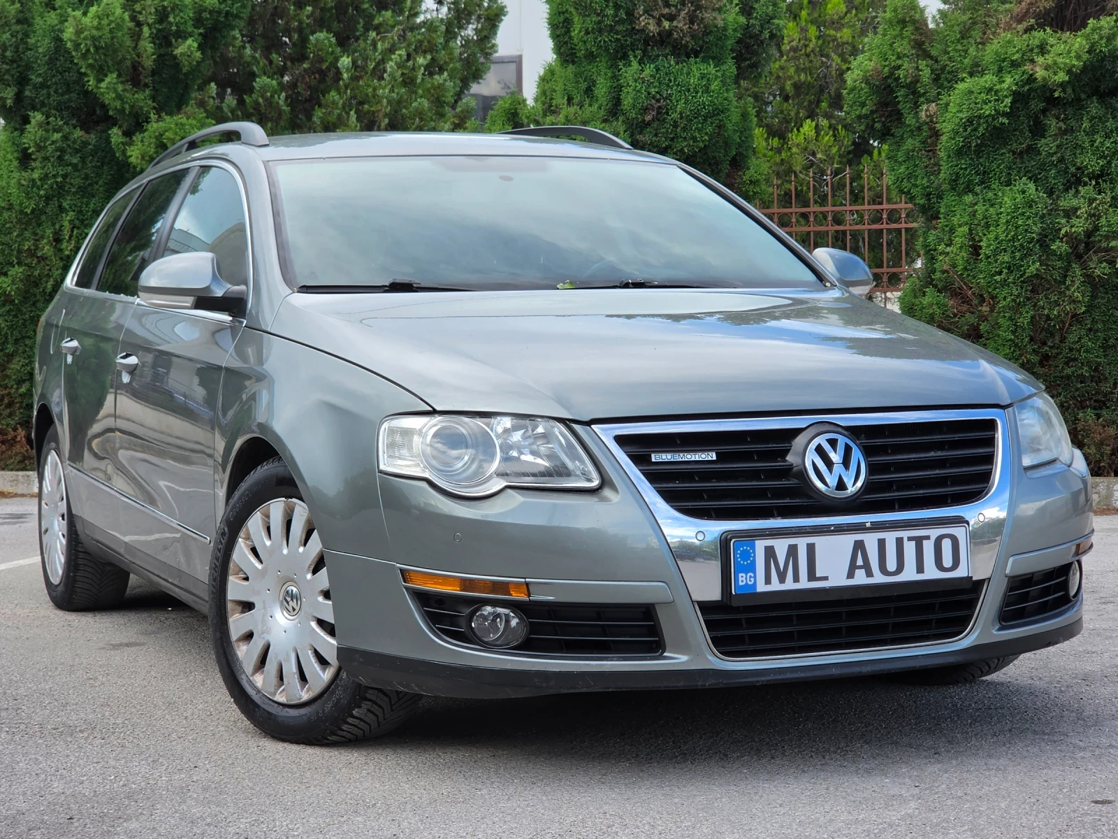 VW Passat 2.0TDI 110hp * EURO 5 *  NAVI * КЛИМАТРОНИК * , снимка 5 - Автомобили и джипове - 54576448