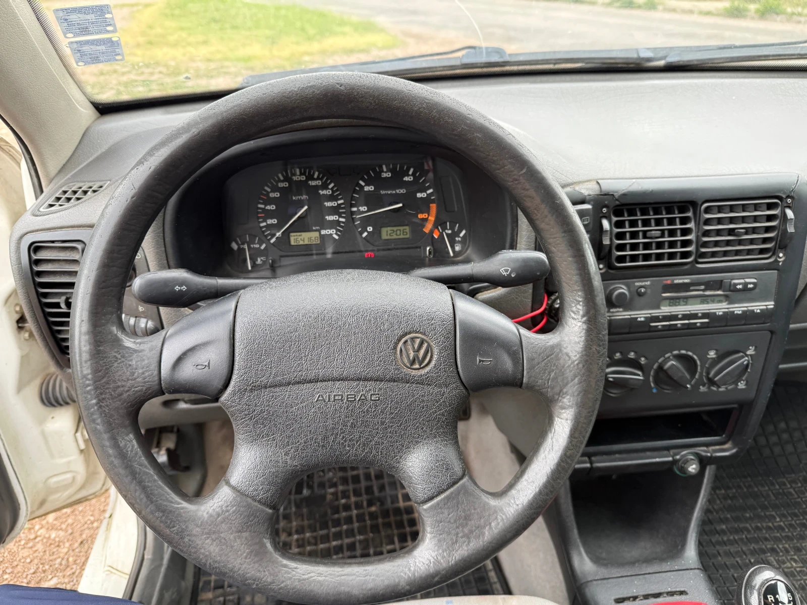 VW Polo 1.4, снимка 9 - Автомобили и джипове - 54757869