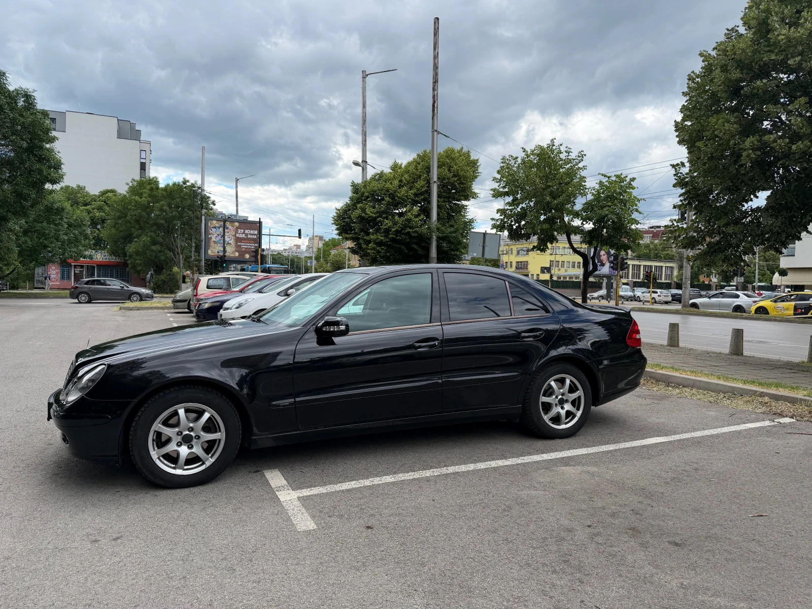 Mercedes-Benz E 200 * * * KOMPRESSOR* * * , снимка 2 - Автомобили и джипове - 54894146