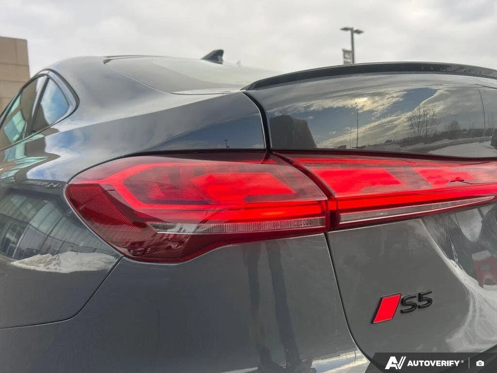 Audi S5 quattro Prestige, снимка 11 - Автомобили и джипове - 54919972