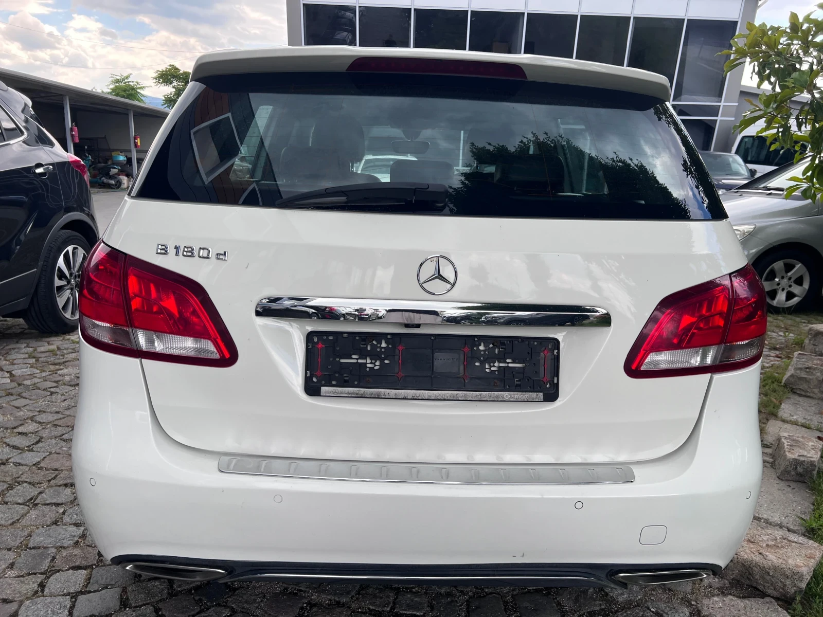 Mercedes-Benz B 180 CDI Automatic Euro6, снимка 6 - Автомобили и джипове - 54970586