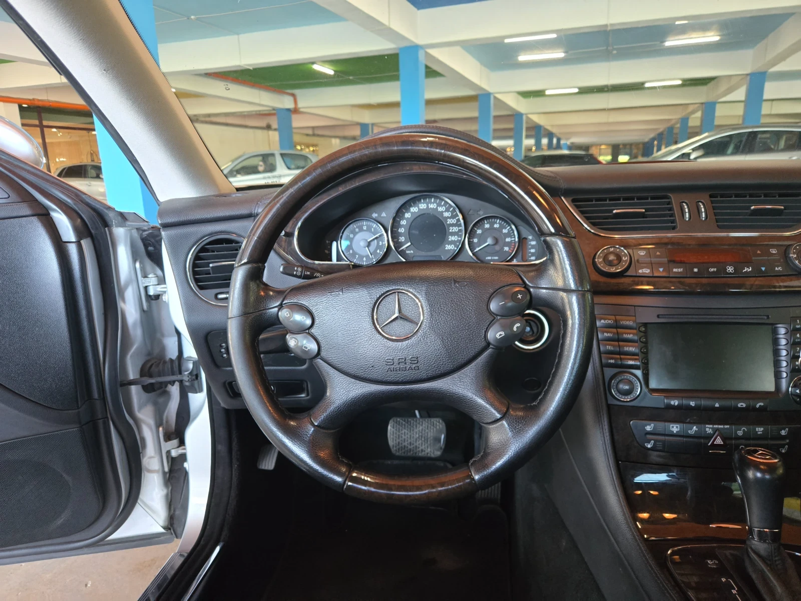 Mercedes-Benz CLS 500 Mercedes CLS500 388 к.с Facelift , снимка 15 - Автомобили и джипове - 55502693