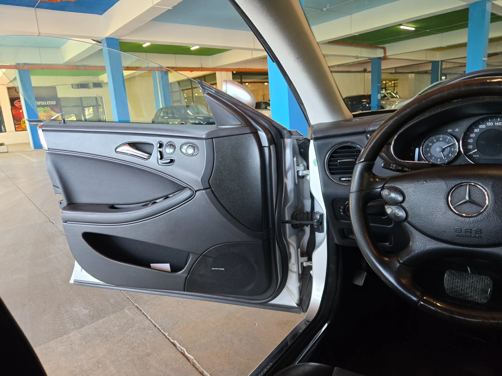 Mercedes-Benz CLS 500 Mercedes CLS500 388 к.с Facelift , снимка 14 - Автомобили и джипове - 55502693