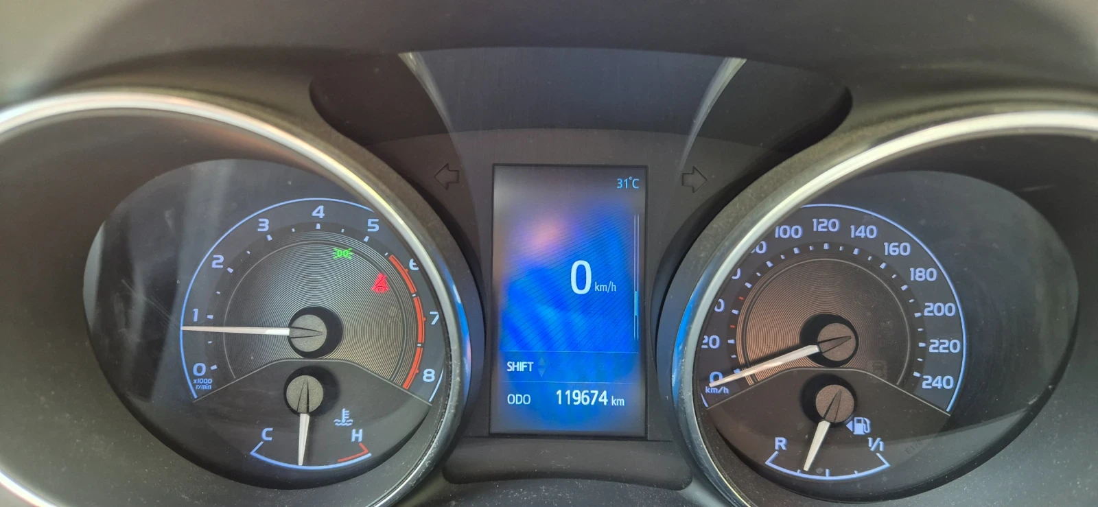 Toyota Auris 1.2Ti Верига 4 цилиндъра , снимка 8 - Автомобили и джипове - 55878319