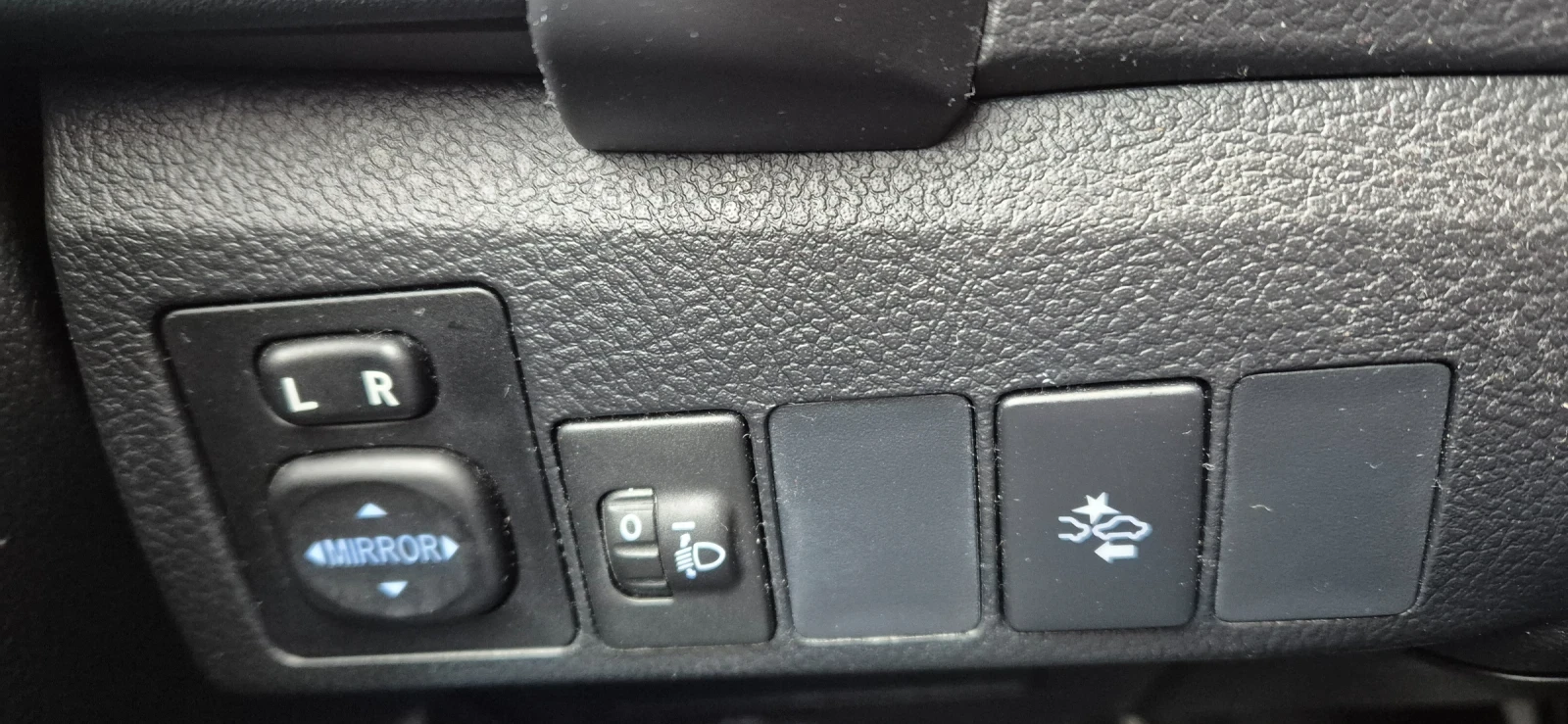 Toyota Auris 1.2Ti Верига 4 цилиндъра , снимка 13 - Автомобили и джипове - 55995216