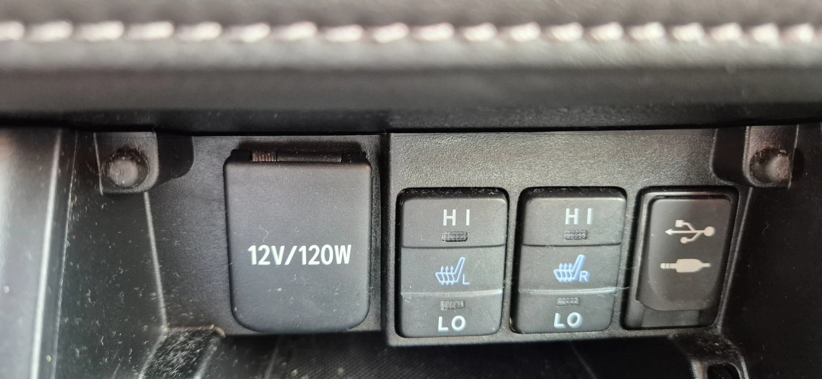 Toyota Auris 1.2Ti Верига 4 цилиндъра , снимка 10 - Автомобили и джипове - 55878319
