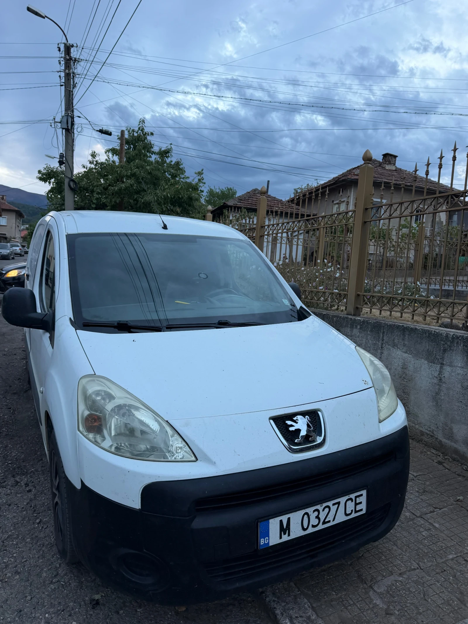 Peugeot Partner 1.6HDI 90кс