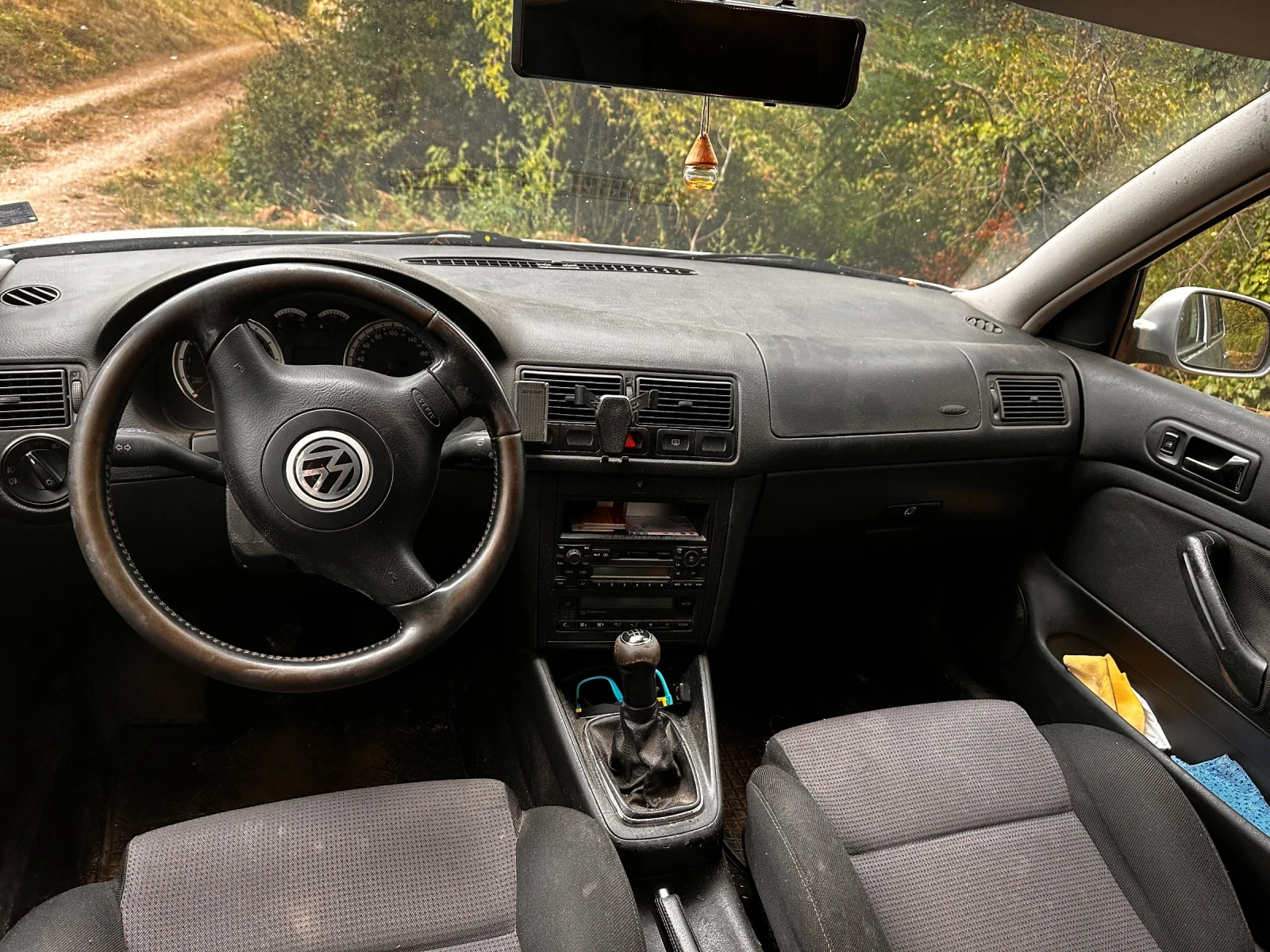 VW Golf 4, снимка 6 - Автомобили и джипове - 56180033