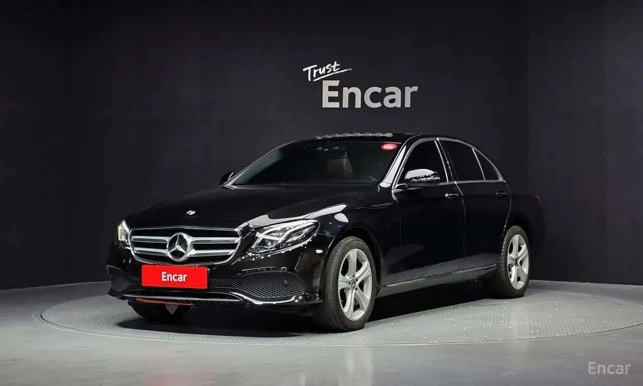 Mercedes-Benz E 220 d 4MATIC Avantgarde 