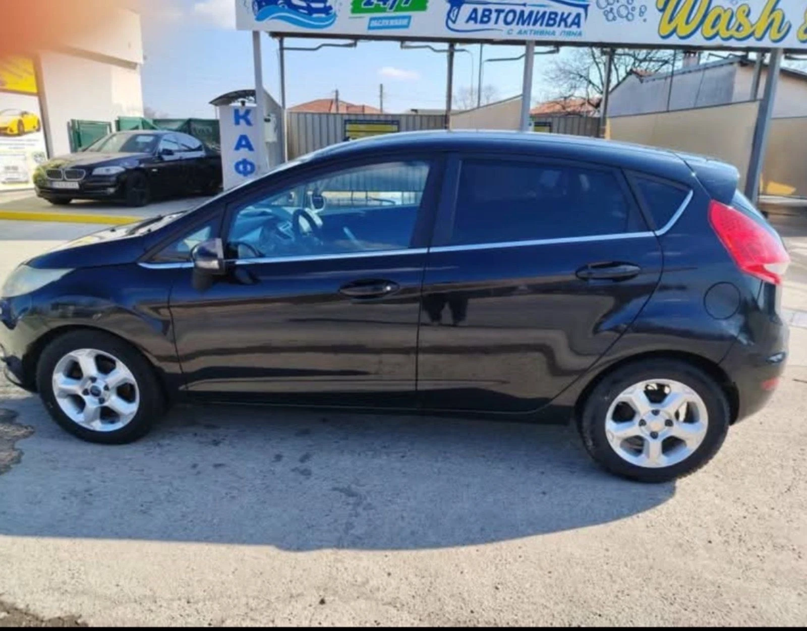 Ford Fiesta, снимка 2 - Автомобили и джипове - 56727543
