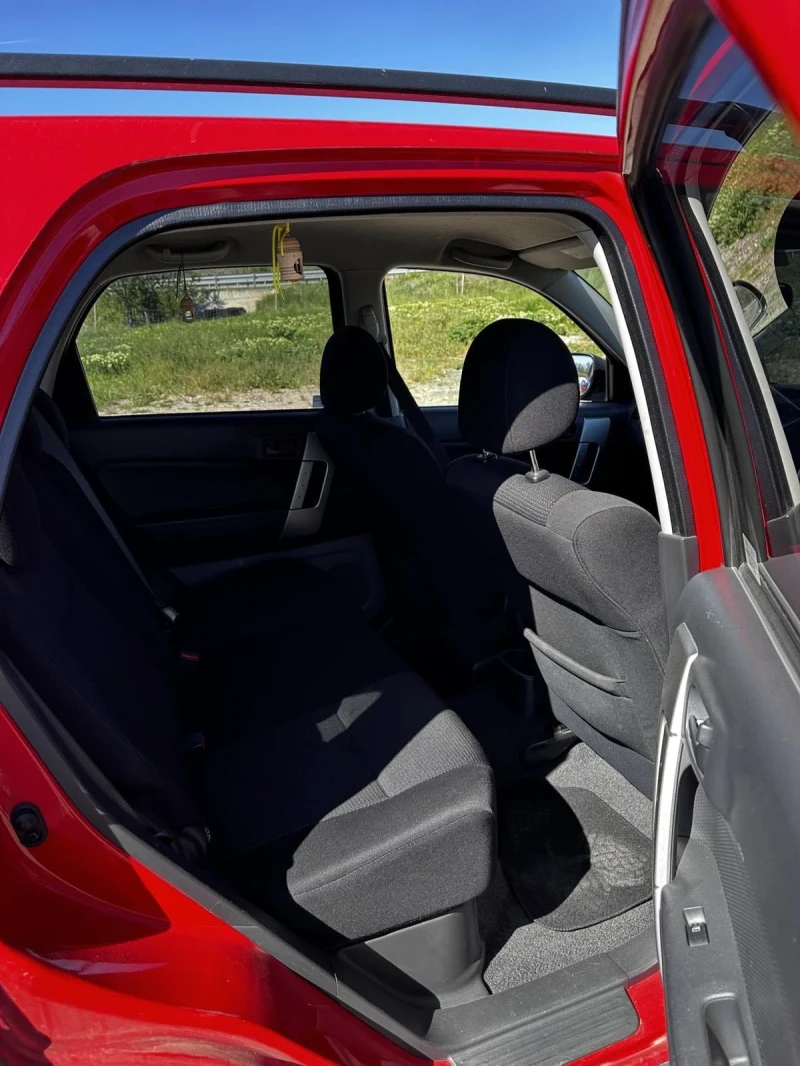 Daihatsu Terios 1.5, снимка 8 - Автомобили и джипове - 52525913