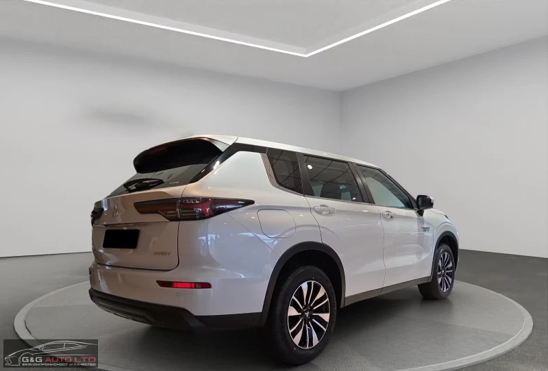 Mitsubishi Outlander НОВ!/2.4PHEV/306HP/4WD/BASIS/360/KLESS/LED/664g, снимка 7 - Автомобили и джипове - 52738996