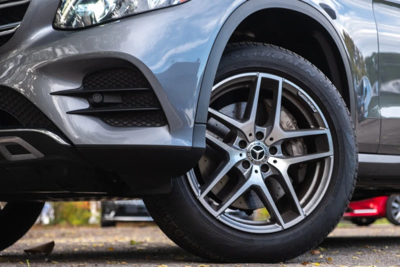 Mercedes-Benz GLC 300 4MATIC * АвтоКредит* (ЦЕНА ДО БГ), снимка 4 - Автомобили и джипове - 53238555