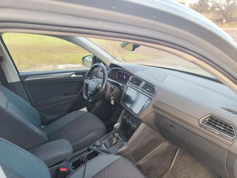 VW Tiguan IQ Drive, снимка 5 - Автомобили и джипове - 53395225