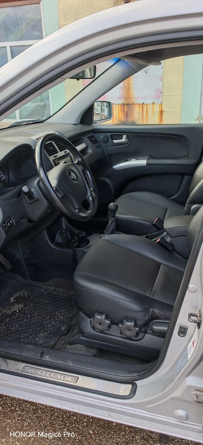 Kia Sportage 2.0i 4х4 LPG, снимка 12 - Автомобили и джипове - 53582692