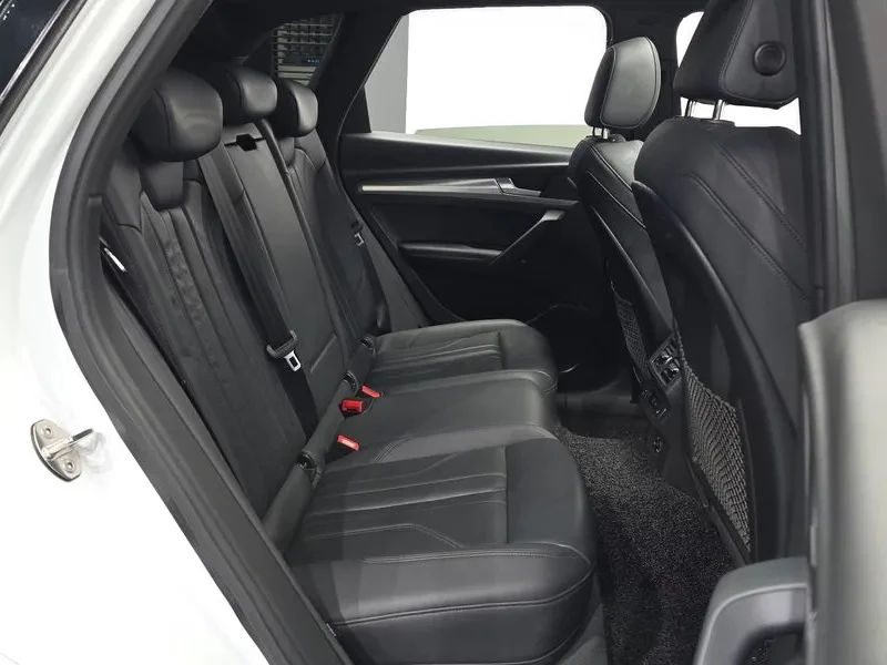 Audi Q5 2.0 TDI Quattro - САМО 30% АВАНС, снимка 11 - Автомобили и джипове - 56007910
