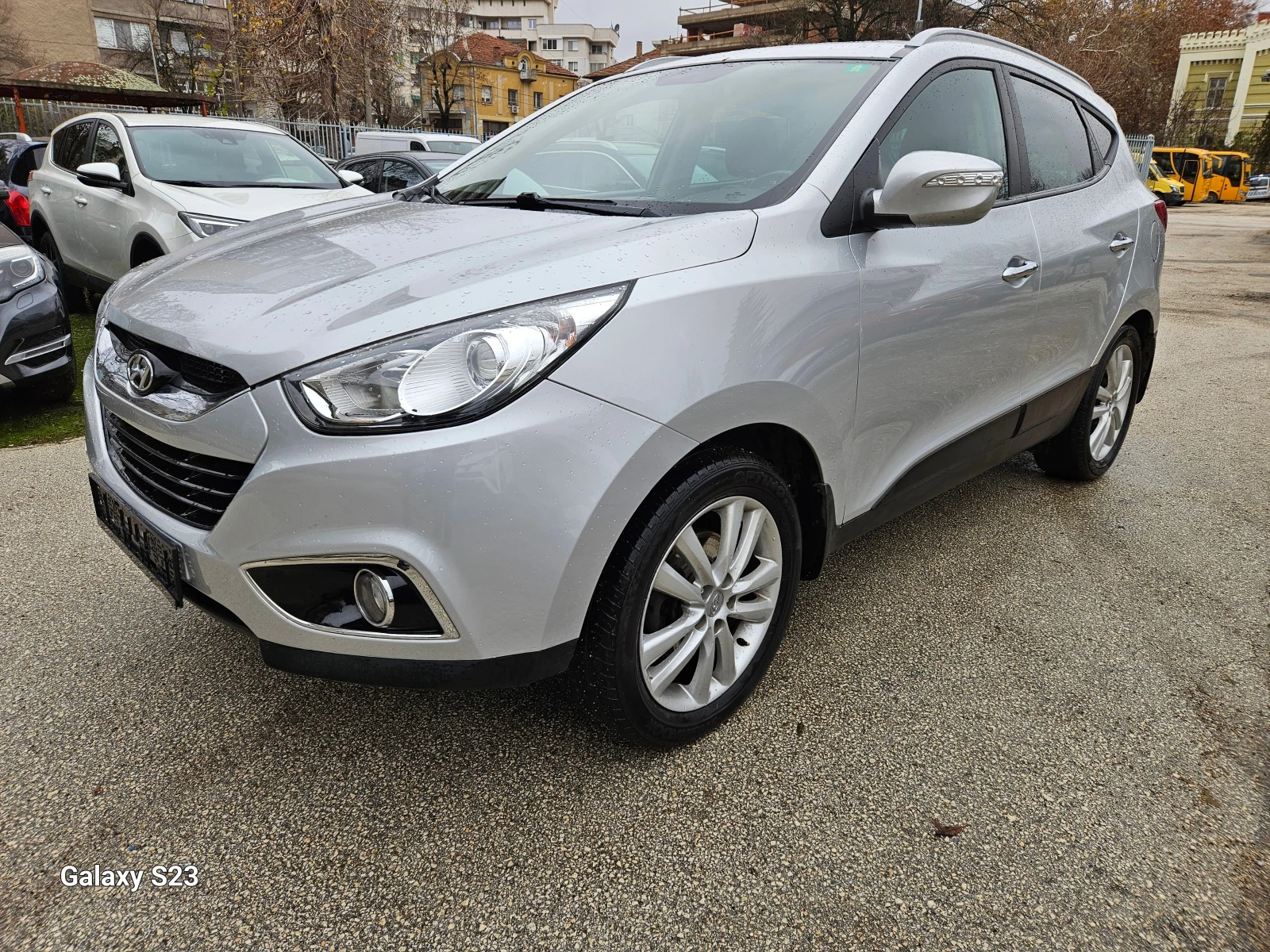 Hyundai IX35 2.0 i - изображение 3