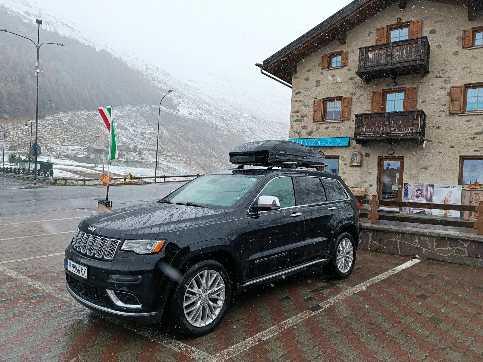 Jeep Grand cherokee 5.7 SUMMIT/ LPG - изображение 3