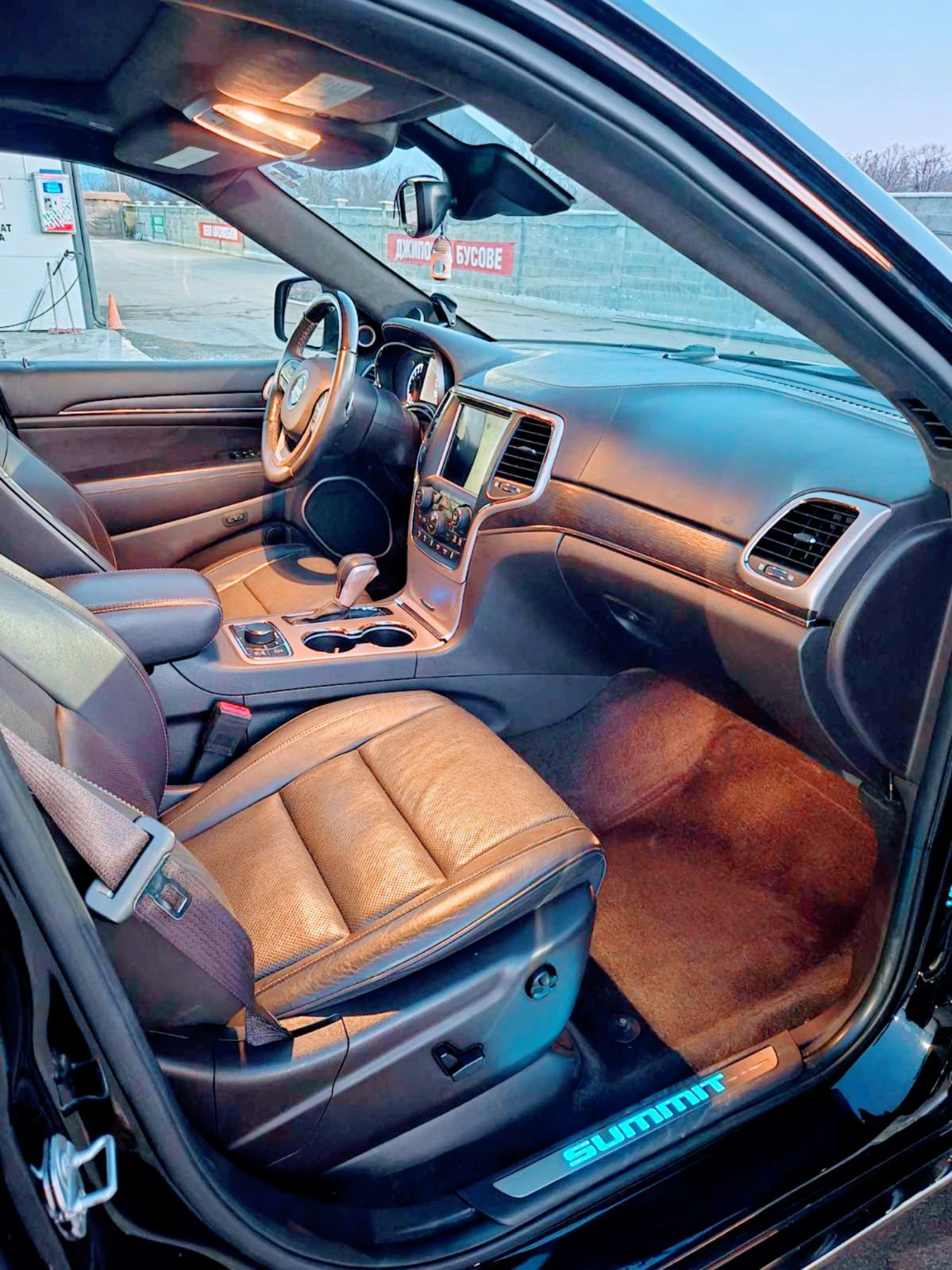 Jeep Grand cherokee 5.7 SUMMIT/ LPG - изображение 7