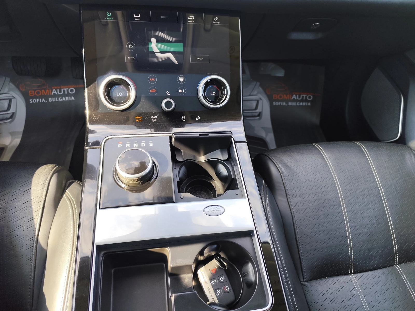 Land Rover Range Rover Velar 2.0D* DYNAMIC* 4X4* FULL LED* EURO6B* ПАНОРАМА*  - изображение 7