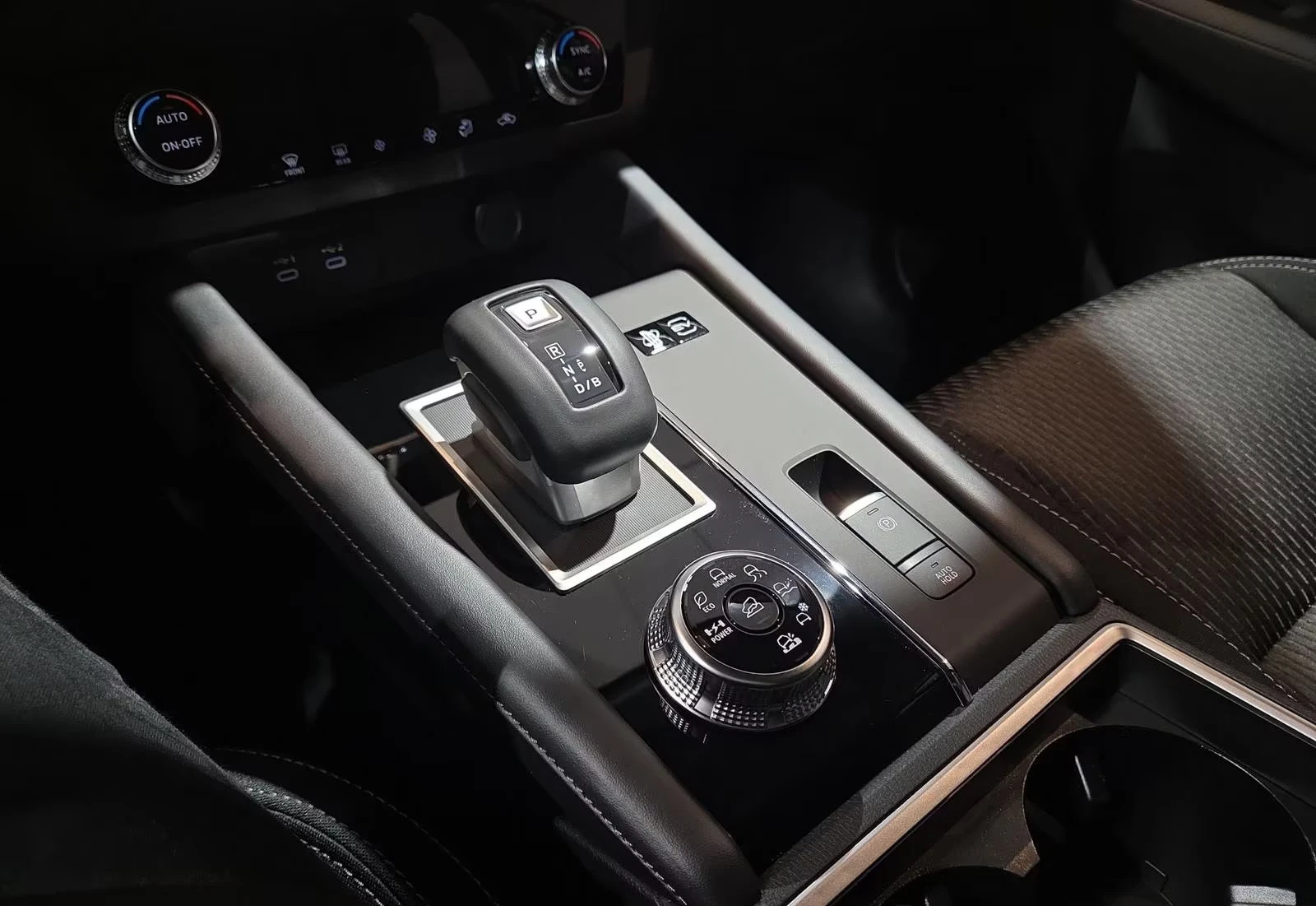 Mitsubishi Outlander ���!/2.4PHEV/306HP/4WD/BASIS/360/KLESS/LED/664g | Mobile.bg � ����������� 15