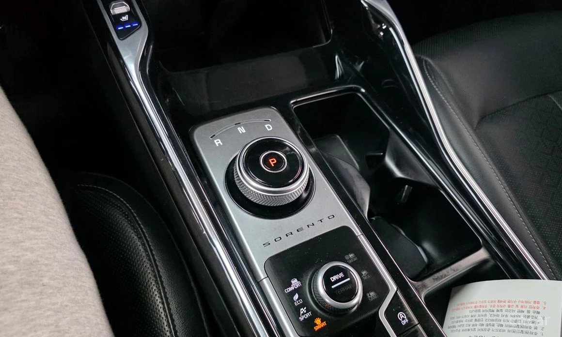 Kia Sorento 2.2 4WD NOBLESSE autogeorge.com, снимка 8 - Автомобили и джипове - 53719239