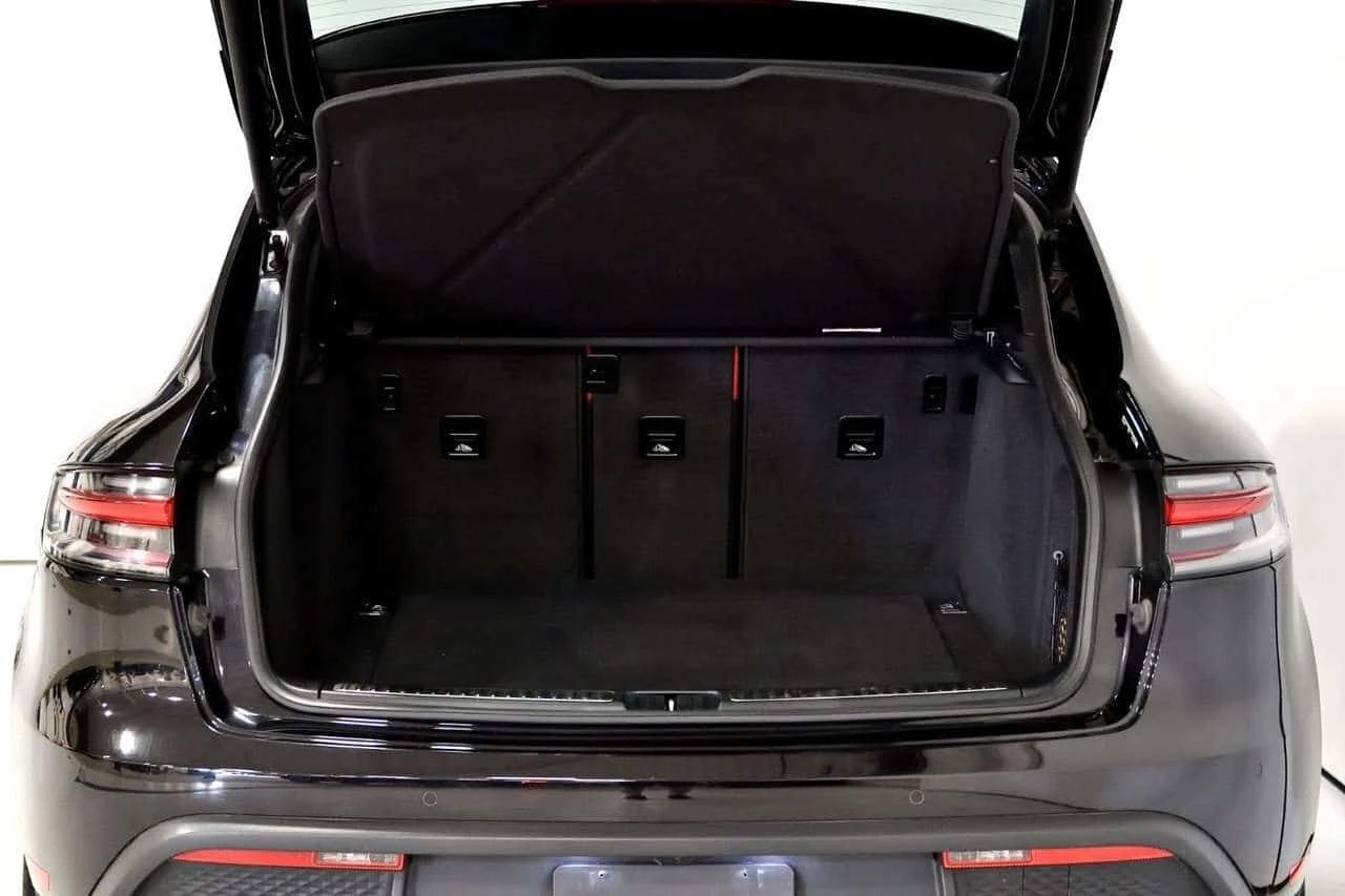 Porsche Macan /MATRIX/BOSE/ЧЕРВЕН САЛОН , снимка 9 - Автомобили и джипове - 54778062