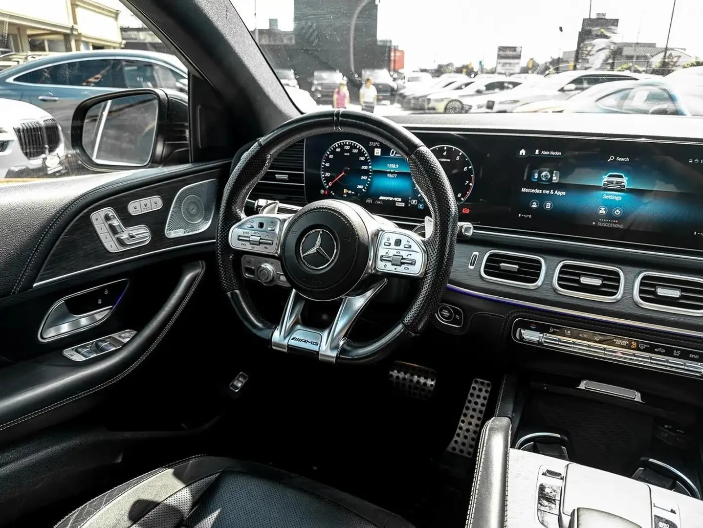 Mercedes-Benz GLE 53 4MATIC 4MATIC+ * 360* BURMESTER* PANO* ОБДУХ, снимка 12 - Автомобили и джипове - 55477944