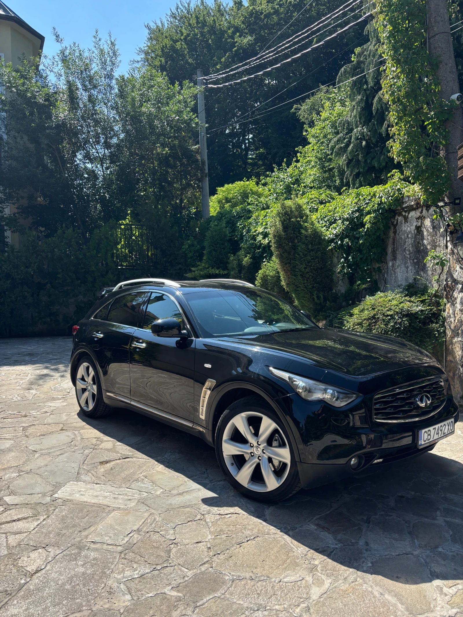 Infiniti Fx 30 Distronic/ 360/ Bose, снимка 2 - Автомобили и джипове - 55602551
