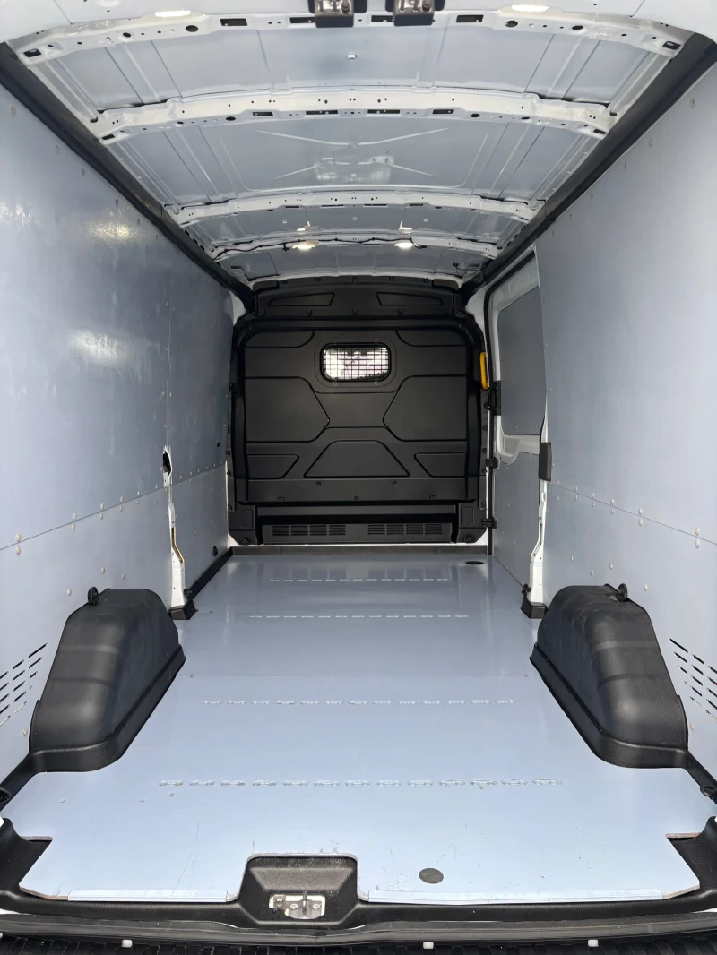 Ford Transit Чисто нов 183км автомат, снимка 15 - Бусове и автобуси - 53523030