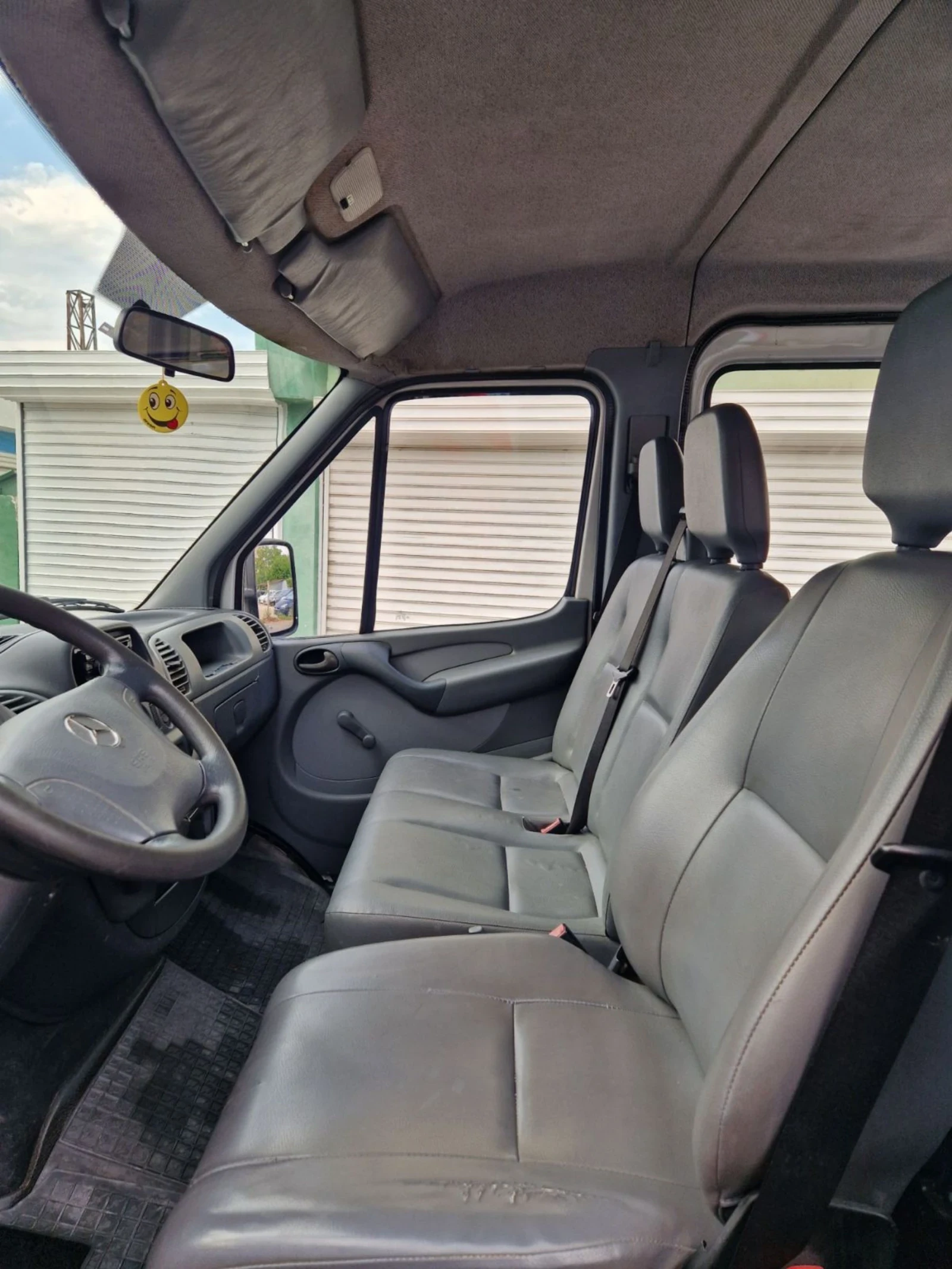 Mercedes-Benz Sprinter 208 2.2  / 9 места  - изображение 8