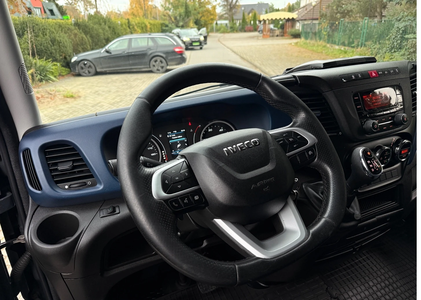 Iveco Daily 35S18 HI-MATIC EU6 3.5T | Mobile.bg � ����������� 6