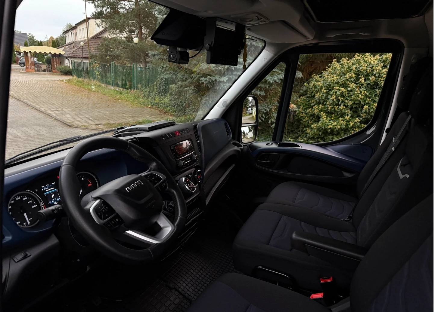 Iveco Daily 35S18 HI-MATIC EU6 3.5T | Mobile.bg � ����������� 11